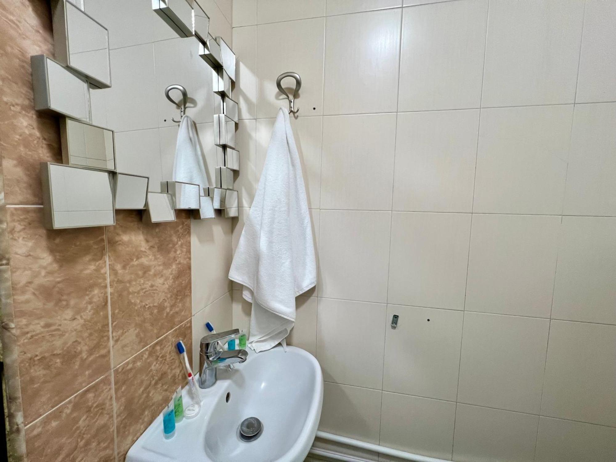 Yvn Tumanyan Apart-Hotel Yerevan Exterior photo