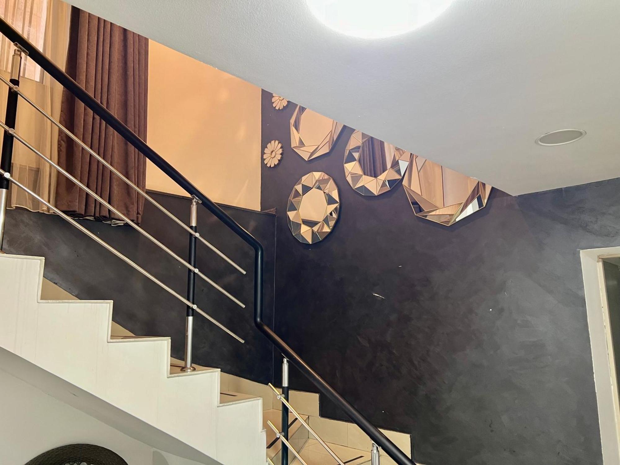 Yvn Tumanyan Apart-Hotel Yerevan Exterior photo